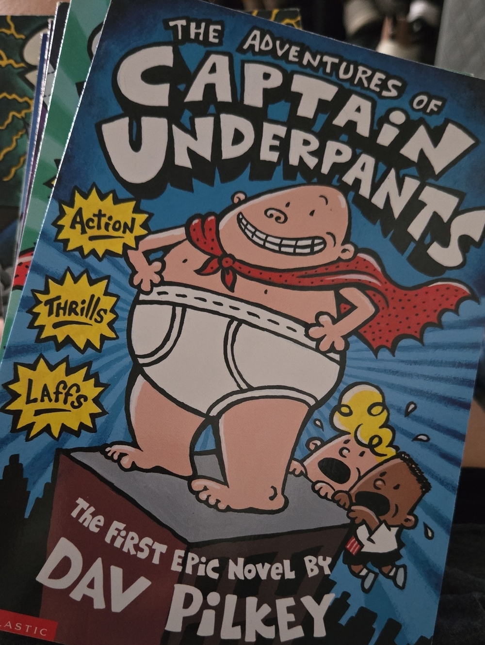 Captain Underpants Kids Books 1 - 8 Epic Novels